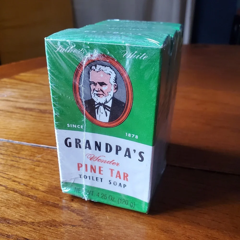 Vtg Grandpa's Wonder Pine Tar Toilet Soap Sealed Bundle Large Bath Size 4.25oz
